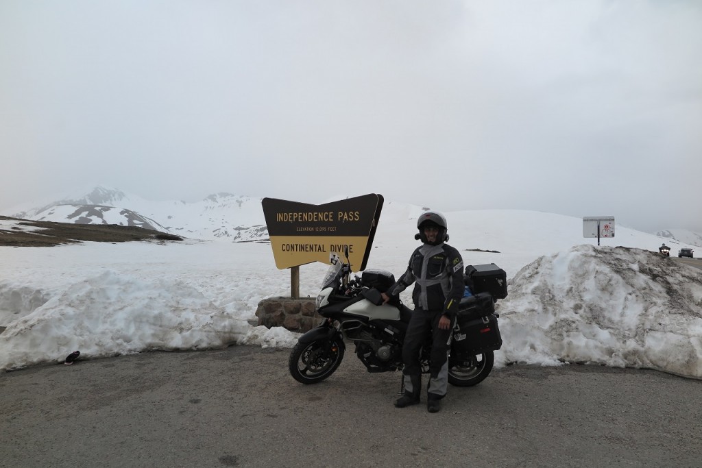 Independence pass, 12095ft / 3686m 